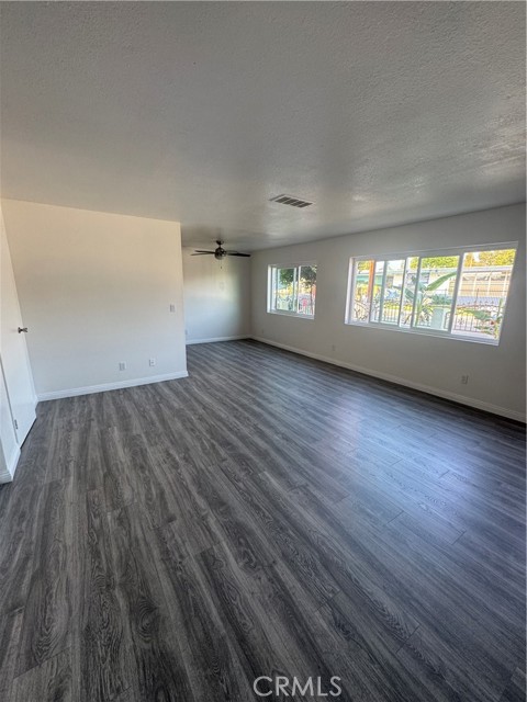 6831 Toler Avenue, Bell Gardens CA: https://media.crmls.org/medias/7f36bbbf-68a4-4dc8-a137-b9affcb629c2.jpg