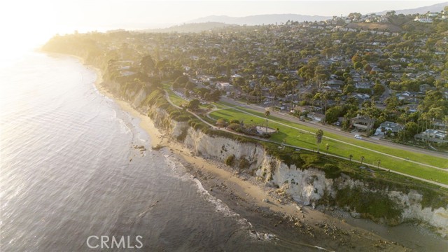 Image 33 of 36 For 1429 Shoreline