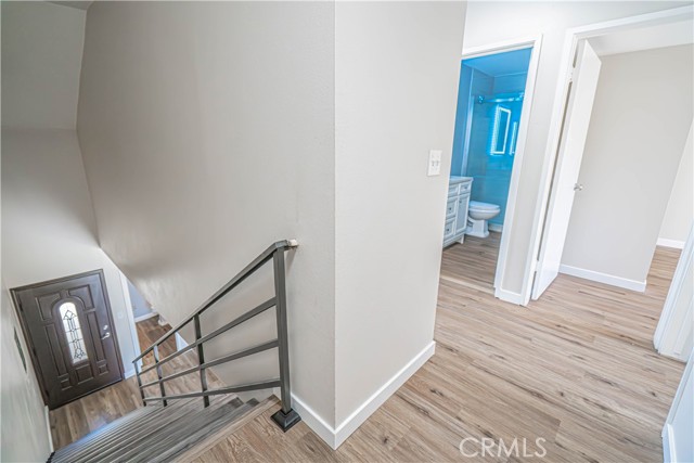 Detail Gallery Image 13 of 59 For 24430 Nicklaus Dr #L2,  Valencia,  CA 91355 - 3 Beds | 3 Baths