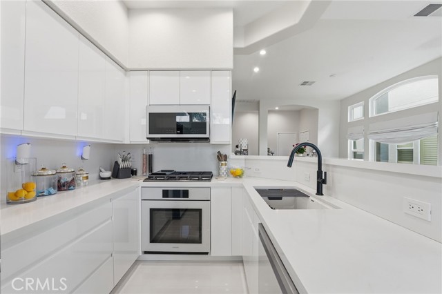 Image 1 of 30 For 7697 Hazard Center