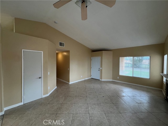 Image 3 for 9752 Robinia St, Fontana, CA 92335