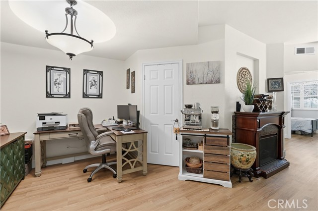 Detail Gallery Image 9 of 38 For 535 Magnolia #113,  Long Beach,  CA 90802 - 1 Beds | 1 Baths