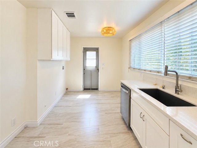Front Image Thumbnail for CRSB26207101