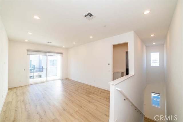 Detail Gallery Image 9 of 30 For 155 Baluster, Irvine,  CA 92618 - 3 Beds | 3/1 Baths