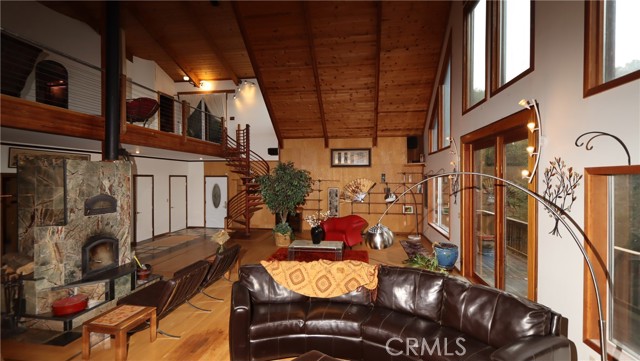 Detail Gallery Image 2 of 31 For 9400 Mckinley, Kelseyville,  CA 95451 - 2 Beds | 2 Baths