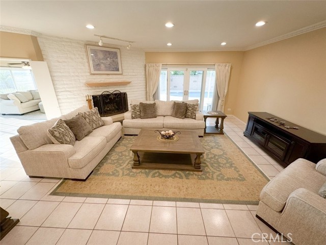 Detail Gallery Image 19 of 45 For 2651 Sleepy Hollow Pl, Glendale,  CA 91206 - 3 Beds | 2 Baths