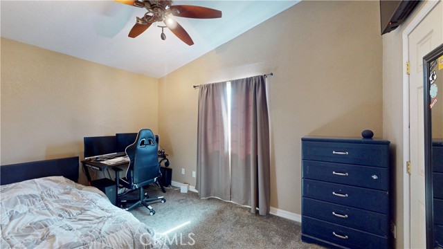 Detail Gallery Image 43 of 74 For 14380 La Brisa Rd, Victorville,  CA 92392 - 4 Beds | 2/1 Baths