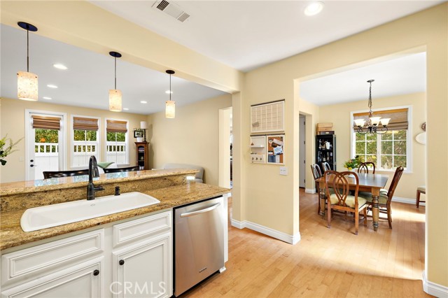 Detail Gallery Image 16 of 58 For 8 Earthen Ct, Ladera Ranch,  CA 92694 - 4 Beds | 2/1 Baths