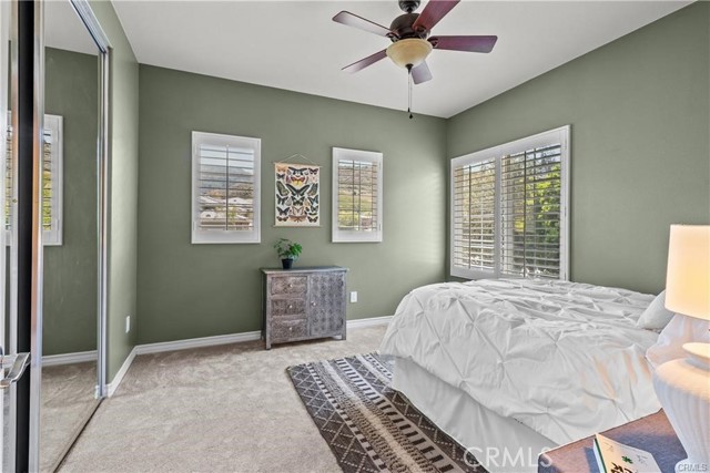 25865 Tulip Grove Street, Stevenson Ranch CA: https://media.crmls.org/medias/7f3d77ec-863e-4a83-aa8c-1f00e43b6f04.jpg