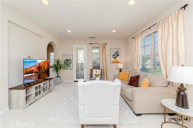 78 Talisman, Irvine CA: https://media.crmls.org/medias/7f3dce8f-1f21-41d1-b681-9c4ed67babd5.jpg