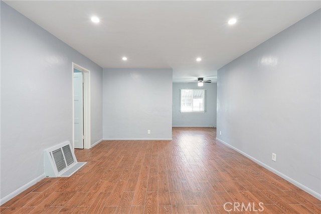 Detail Gallery Image 5 of 20 For 5334 Cleon #1,  North Hollywood,  CA 91601 - 2 Beds | 1 Baths