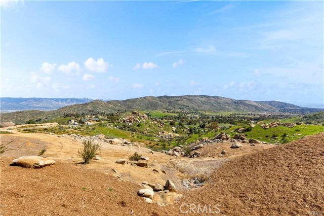 Detail Gallery Image 27 of 42 For 9289 Box Springs Mountain Rd, Moreno Valley,  CA 92557 - 4 Beds | 2 Baths