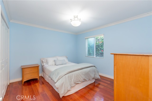 Downstairs S/W Bedroom