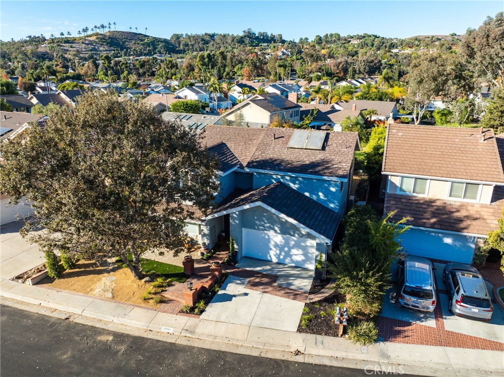 28001 Paseo Barranca