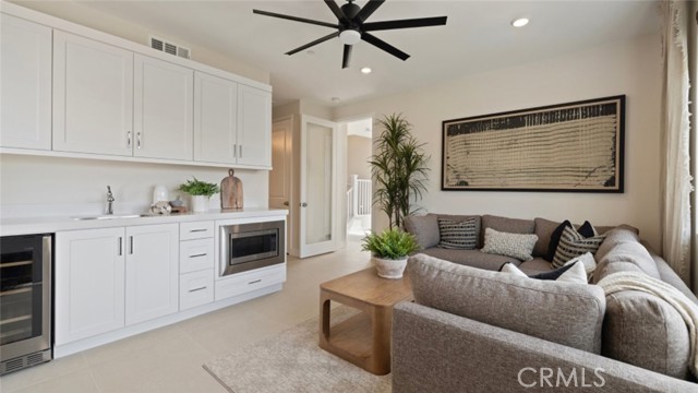 Detail Gallery Image 25 of 39 For 249 Knot, Irvine,  CA 92618 - 4 Beds | 4 Baths