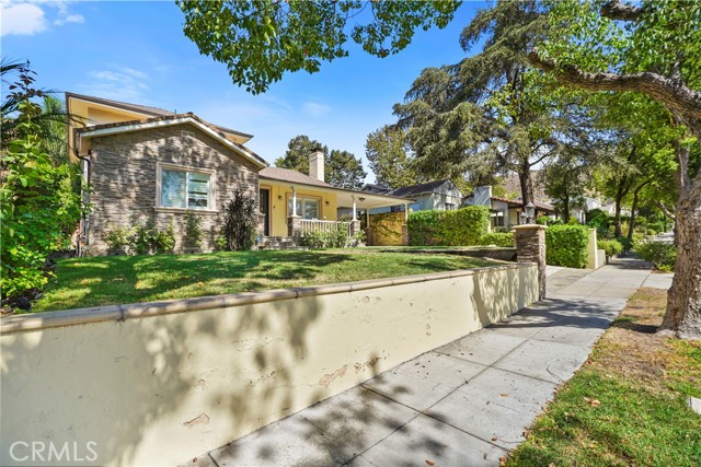 Detail Gallery Image 3 of 59 For 1025 E San Jose Ave, Burbank,  CA 91501 - 6 Beds | 6 Baths