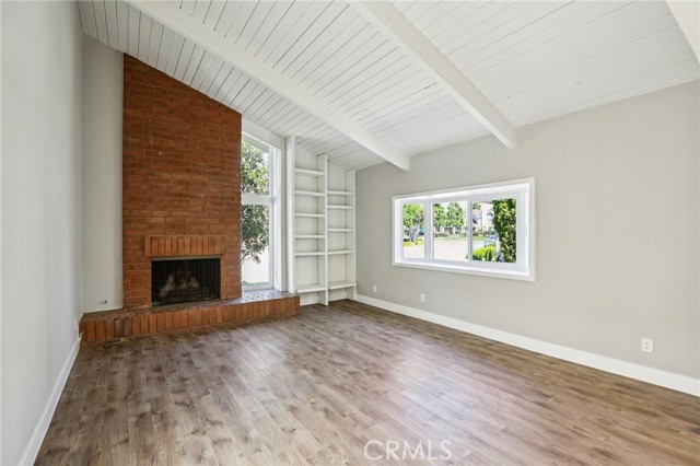 Detail Gallery Image 3 of 37 For 5 Poinsettia, Irvine,  CA 92604 - 3 Beds | 2 Baths