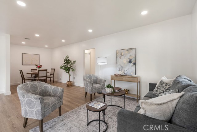 Detail Gallery Image 6 of 41 For 26613 Leesdale Ave, Harbor City,  CA 90710 - 2 Beds | 2 Baths