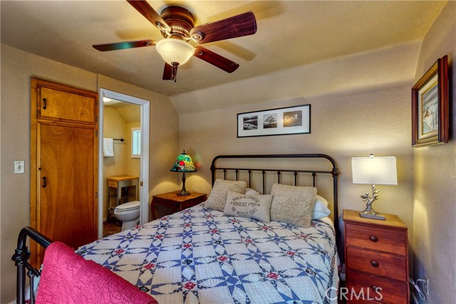 177 Craghill, Cedar Glen, CA 92321