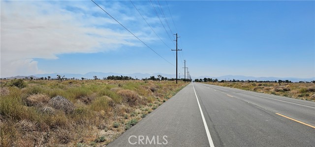 Detail Gallery Image 2 of 3 For 90 E Avenue I, Lancaster,  CA 93535 - – Beds | – Baths