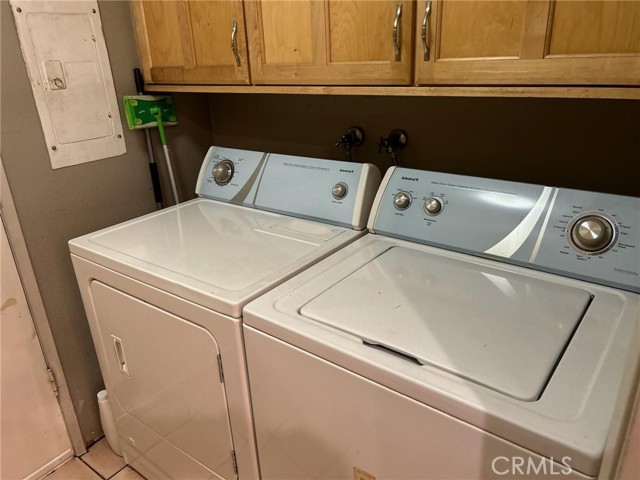 Detail Gallery Image 11 of 11 For 1305 Cameo Ln, Fullerton,  CA 92831 - 3 Beds | 2/1 Baths