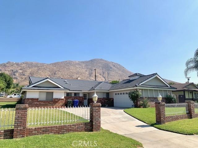 Detail Gallery Image 1 of 6 For 12431 Oriole Ave, Grand Terrace,  CA 92313 - 3 Beds | 2 Baths