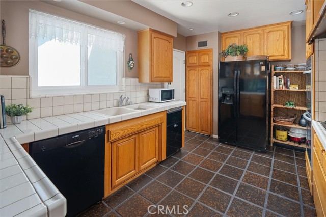 Detail Gallery Image 12 of 39 For 3342 Dunsmere, Glendale,  CA 91206 - 3 Beds | 2 Baths