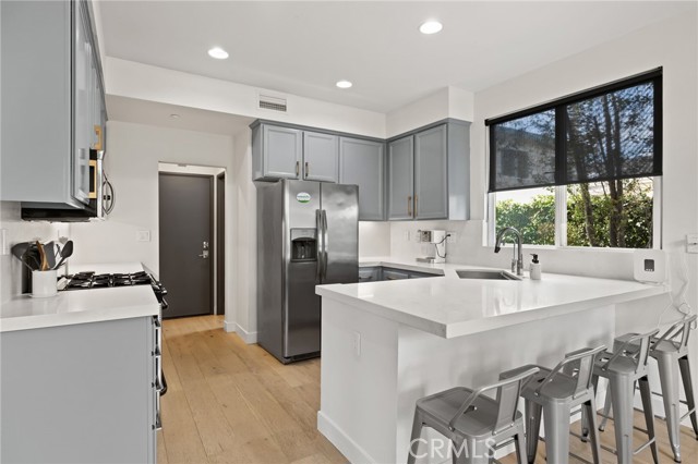 Detail Gallery Image 11 of 52 For 134 Monte Vista Ave a,  Costa Mesa,  CA 92627 - 3 Beds | 2/1 Baths