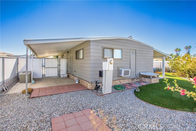 Detail Gallery Image 24 of 27 For 240 San Carlos Dr, Hemet,  CA 92543 - 2 Beds | 1 Baths