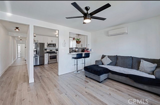 Detail Gallery Image 24 of 38 For 1056 W Gage, Los Angeles,  CA 90044 - 4 Beds | 2 Baths