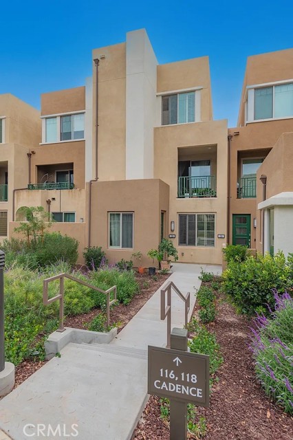 Front Image Thumbnail for CROC25244466