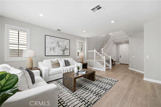 Detail Gallery Image 20 of 63 For 27775 Bottle Brush Way, Murrieta,  CA 92562 - 5 Beds | 3 Baths