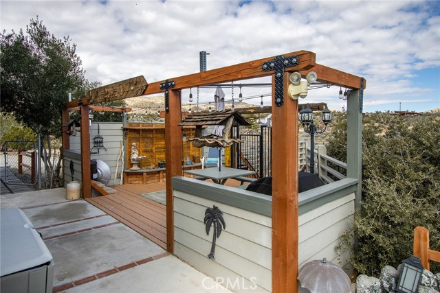 Detail Gallery Image 43 of 55 For 2863 Ox Yoke, Pioneertown,  CA 92268 - 6 Beds | 4 Baths