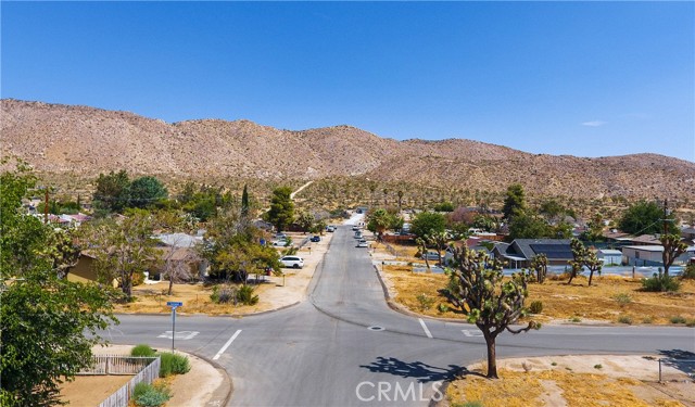 Detail Gallery Image 35 of 37 For 7101 Tamarisk Ave, Yucca Valley,  CA 92284 - 2 Beds | 1 Baths