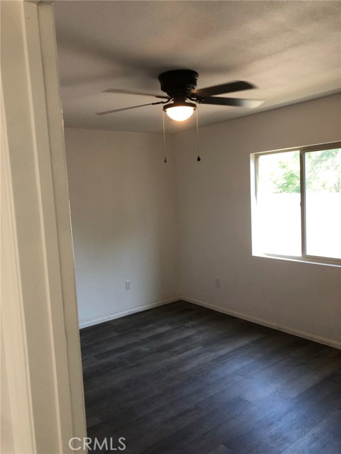 Detail Gallery Image 20 of 31 For 415 N Main, Lake Elsinore,  CA 92530 - – Beds | – Baths