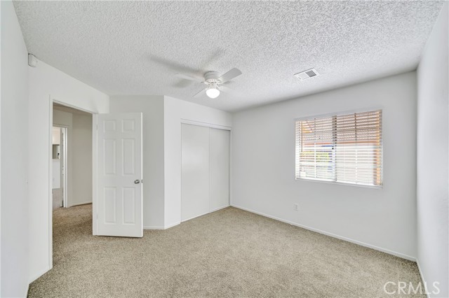3524 San Jacinto Avenue, Rosamond CA: https://media.crmls.org/medias/7f4786a2-8deb-45b1-b122-243077338a54.jpg
