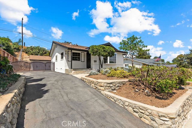 Detail Gallery Image 1 of 29 For 9060 Balsa St, Rancho Cucamonga,  CA 91730 - 3 Beds | 1 Baths