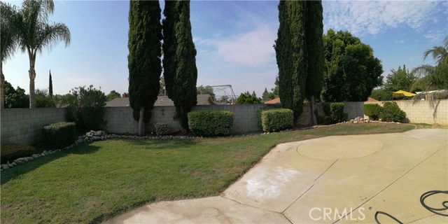 2762 E Saint Andrews Street, Ontario CA: https://media.crmls.org/medias/7f48716a-2831-484f-be6d-7339fe9ffde4.jpg