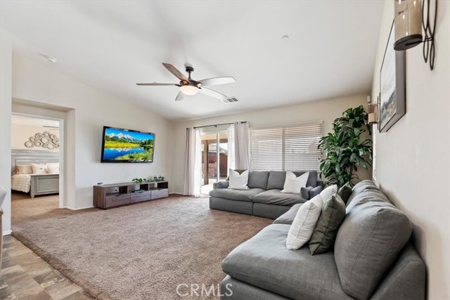 Detail Gallery Image 18 of 43 For 36359 Straightaway, Beaumont,  CA 92223 - 4 Beds | 2 Baths
