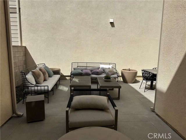 Detail Gallery Image 4 of 21 For 6600 Gotto Ln., Fontana,  CA 92336 - 4 Beds | 3 Baths