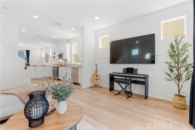 241 Goldfinch, Rancho Mission Viejo CA: https://media.crmls.org/medias/7f4a8f06-2602-41a9-a976-7f4c42017a2b.jpg