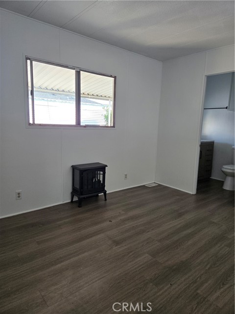 4400 Philadelphia Street, Chino CA: https://media.crmls.org/medias/7f4aa3c5-4837-45db-a05a-c6eeae8b3789.jpg
