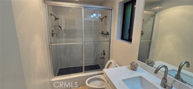 1364 Park Plaza Drive, Long Beach CA: https://media.crmls.org/medias/7f4aab4b-d540-4256-9392-9084011402c0.jpg