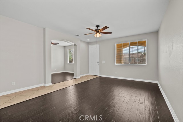 Detail Gallery Image 7 of 42 For 5741 Spice, Lancaster,  CA 93536 - 3 Beds | 2 Baths