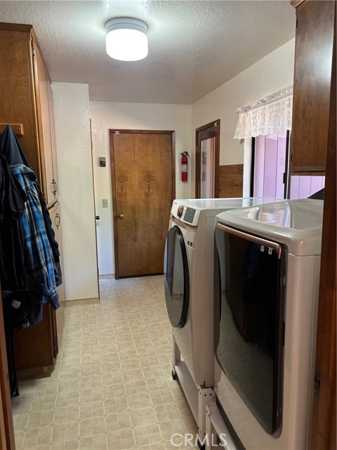Detail Gallery Image 13 of 74 For 15063 Vorheis Ln, Magalia,  CA 95954 - 3 Beds | 2/1 Baths