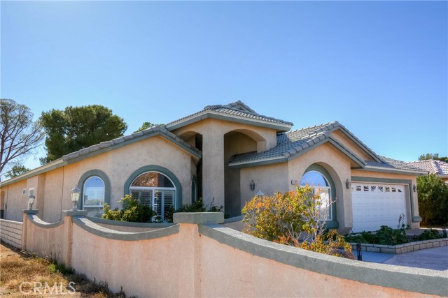 Detail Gallery Image 7 of 74 For 14987 Tournament Dr, Helendale,  CA 92342 - 3 Beds | 2 Baths