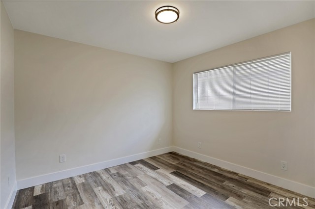 402 E Glendale Drive, Orange CA: https://media.crmls.org/medias/7f4e30f9-bc33-409c-aac2-a84bdb16c29e.jpg