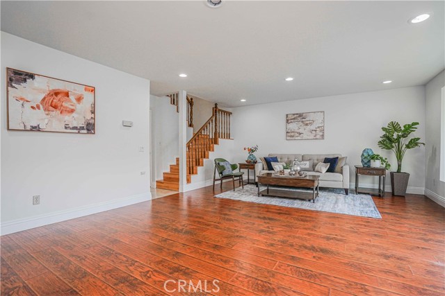 Detail Gallery Image 5 of 45 For 17721 Norwalk #11,  Artesia,  CA 90701 - 3 Beds | 2/1 Baths