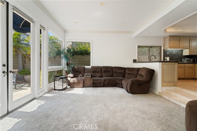 6264 Napoli Court, Long Beach CA: https://media.crmls.org/medias/7f502189-c825-4f8a-9a94-d51663b334a5.jpg