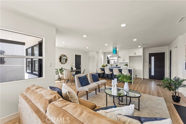 Detail Gallery Image 7 of 28 For 1616 W 108th, Los Angeles,  CA 90047 - 3 Beds | 2 Baths